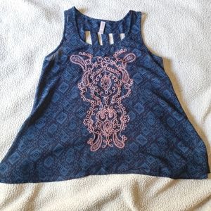NWOt embroidery detail blue blouse